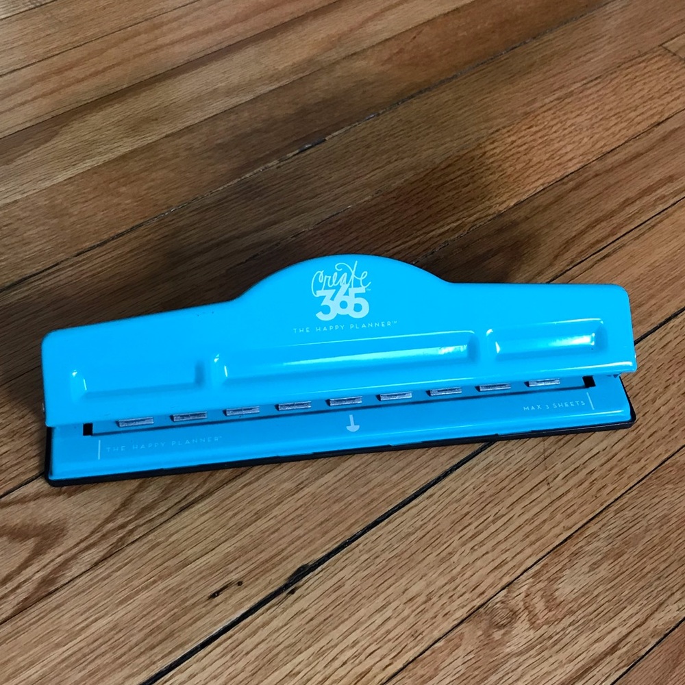 Happy Planner hole punch